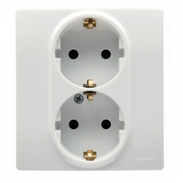 Фото Розетка двойная legrand etika бел с/з, винт. клем. (арт. 672223)