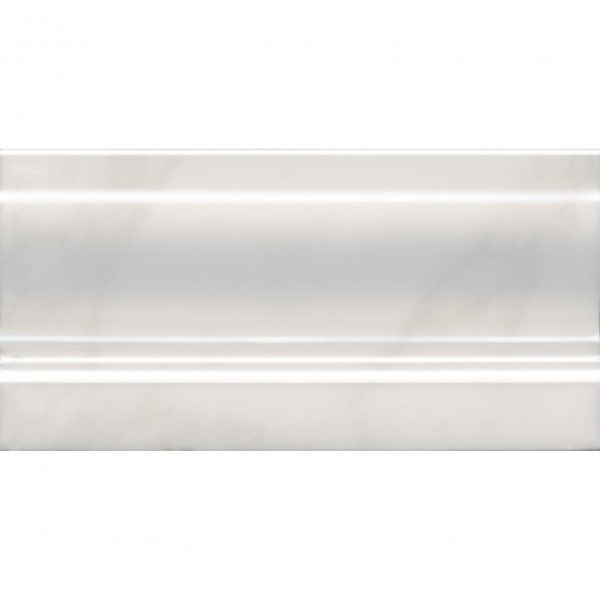 Фото Плинтус 20х10 висконти белый