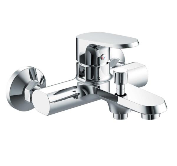 Фото Смеситель для ванны c коротким изливом bravat pure f6105161c-01