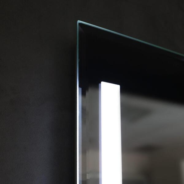 Фото Зеркало для ванной итана прадо 60х80 с подсветкой и подогревом