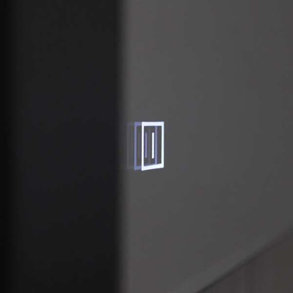 Фото Зеркало с подсветкой итана прадо 600х800